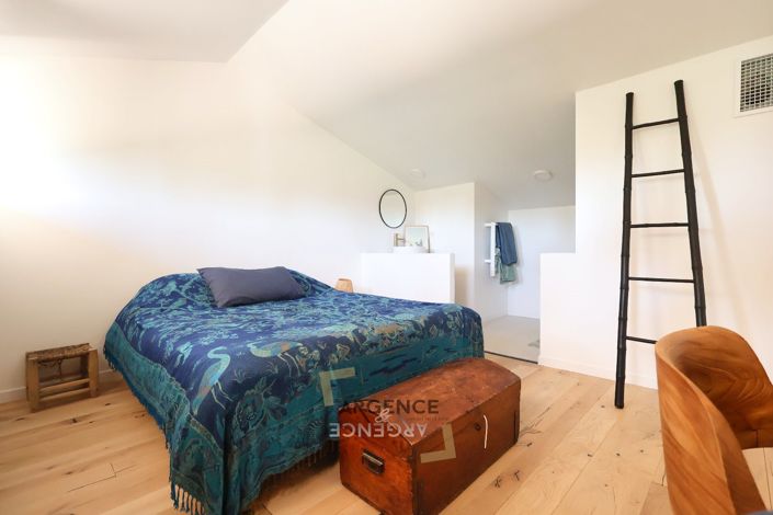 Image No.16-3 Bed House for sale