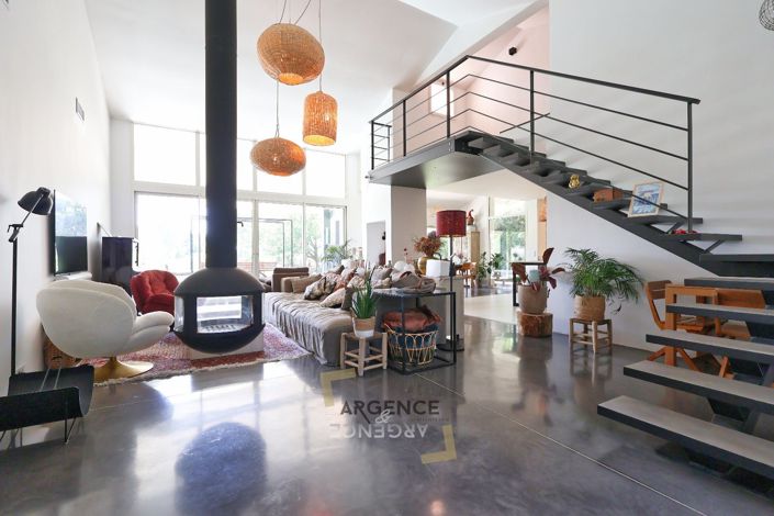 Image No.7-3 Bed House for sale