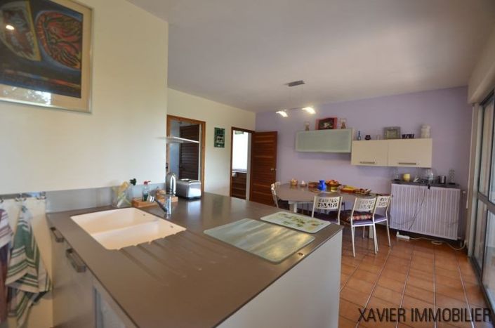 Image No.17-4 Bed House for sale