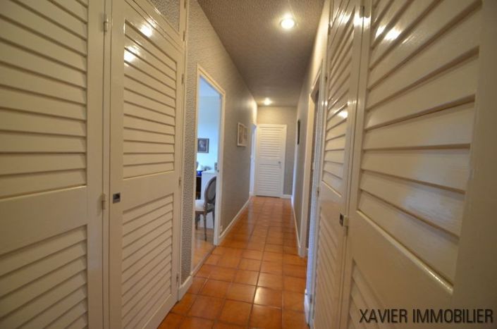 Image No.21-4 Bed House for sale