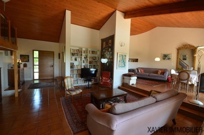 Image No.9-4 Bed House for sale