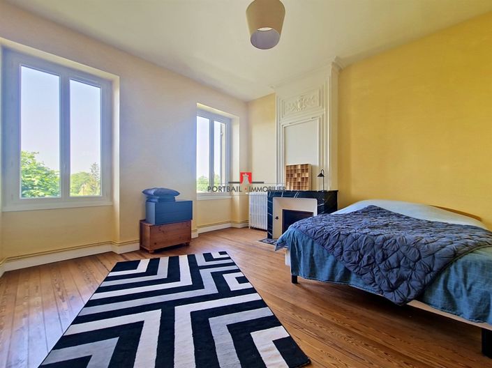 Image No.11-6 Bed House for sale
