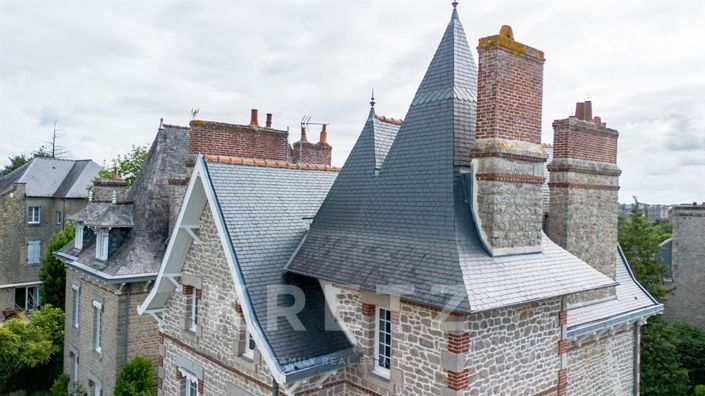 Image No.4-9 Bed House for sale