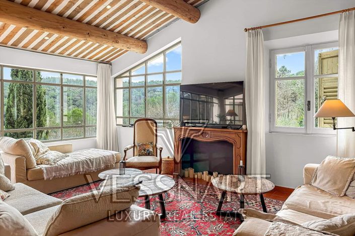 Image No.5-5 Bed House for sale