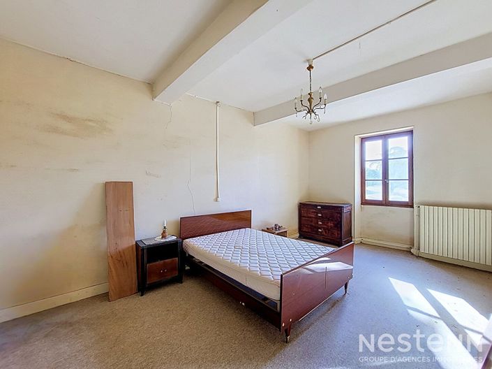 Image No.16-8 Bed House for sale