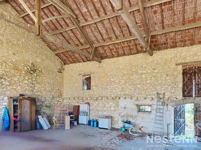 Image No.21-8 Bed House for sale