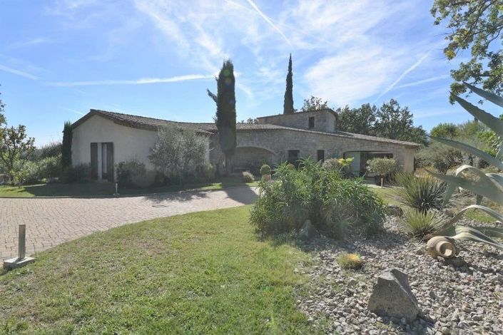 Image No.20-4 Bed House for sale