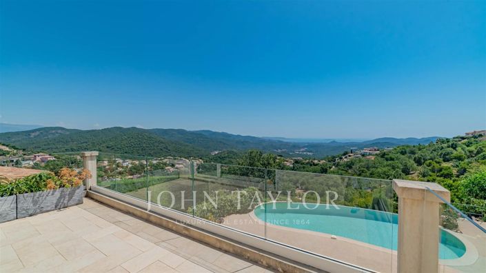 Image No.6-4 Bed House for sale