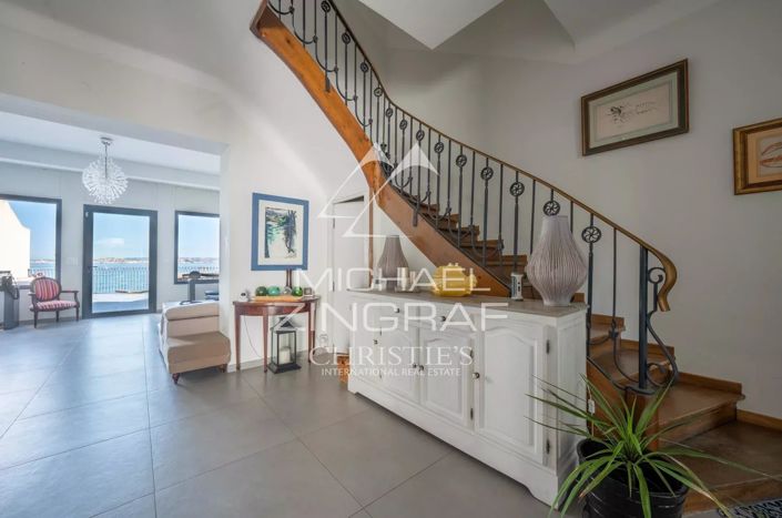 Image No.12-3 Bed House for sale