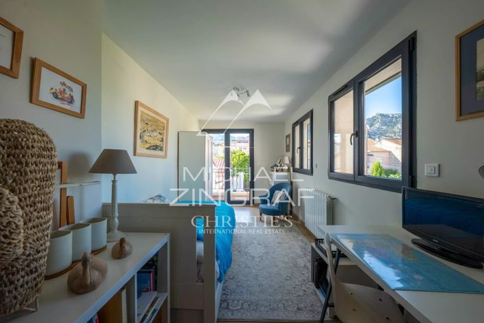 Image No.15-3 Bed House for sale