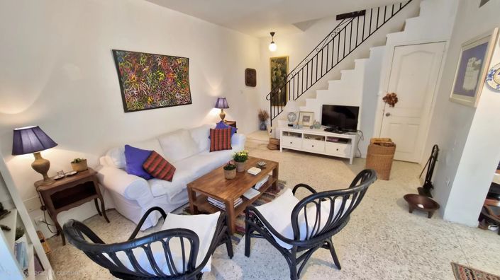 Image No.9-3 Bed House for sale