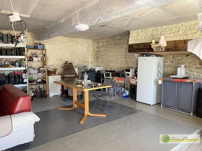 Image No.12-1 Bed House for sale
