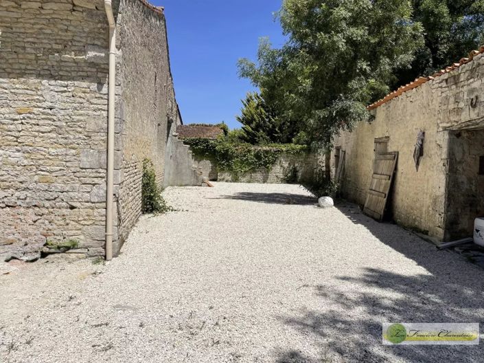 Image No.13-1 Bed House for sale