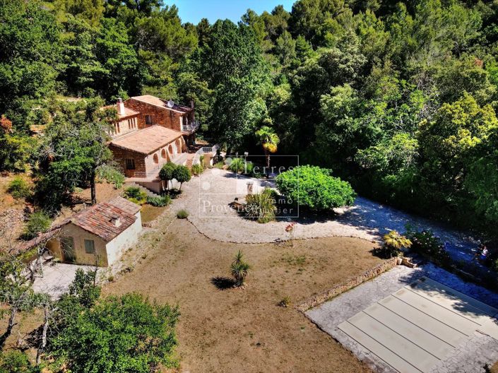 Image No.16-5 Bed House for sale