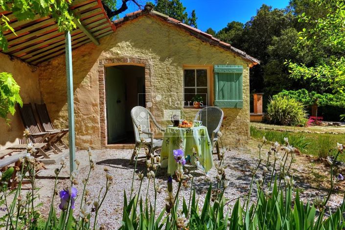 Image No.2-5 Bed House for sale