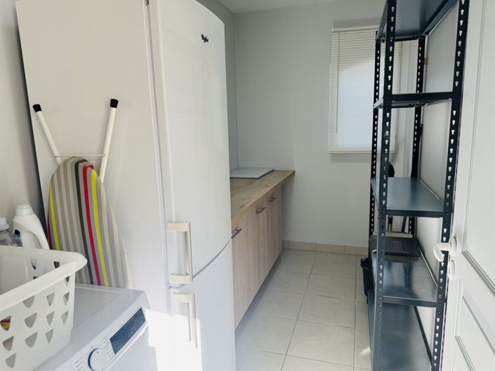 Image No.16-3 Bed House for sale