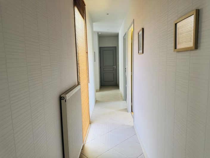 Image No.27-3 Bed House for sale