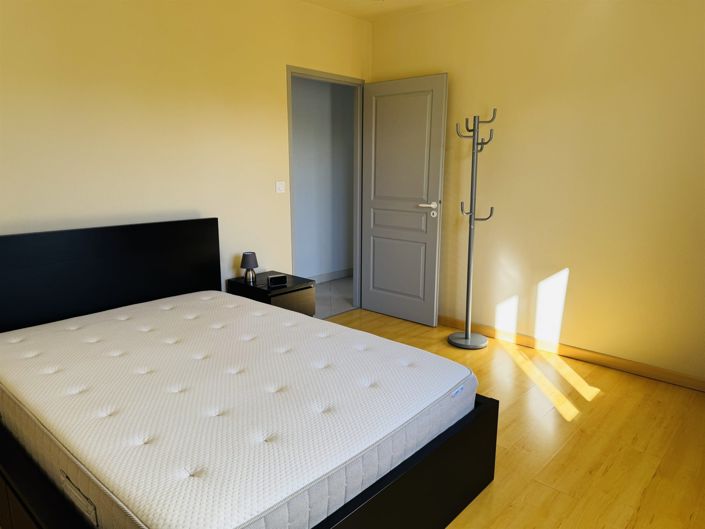 Image No.28-3 Bed House for sale