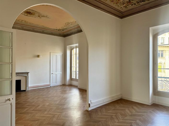 Image No.2-4 Bed Apartment for sale