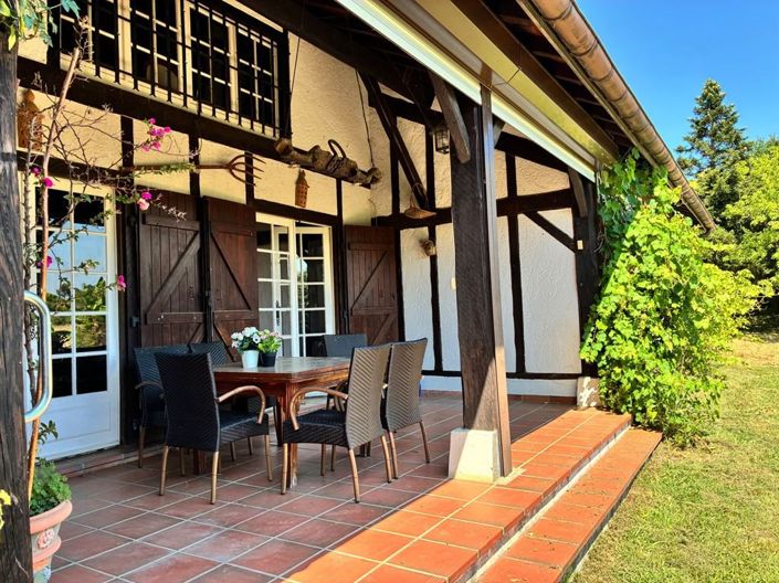 Image No.17-5 Bed House for sale