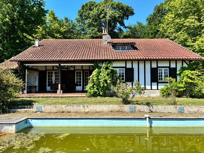 Image No.18-5 Bed House for sale