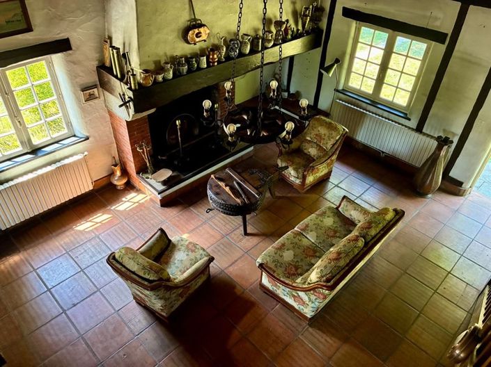Image No.5-5 Bed House for sale
