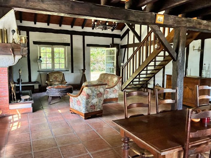 Image No.6-5 Bed House for sale