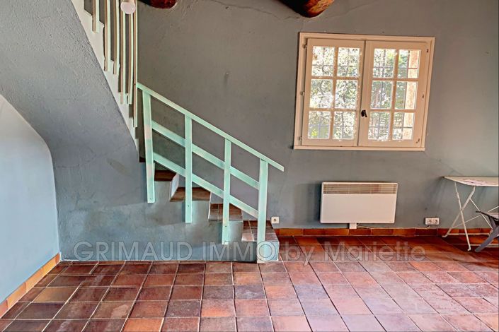 Image No.5-2 Bed House for sale