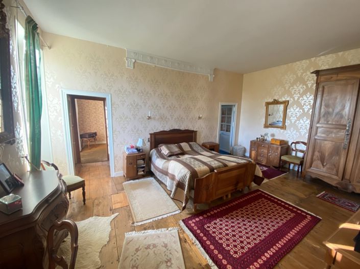 Image No.8-3 Bed House for sale
