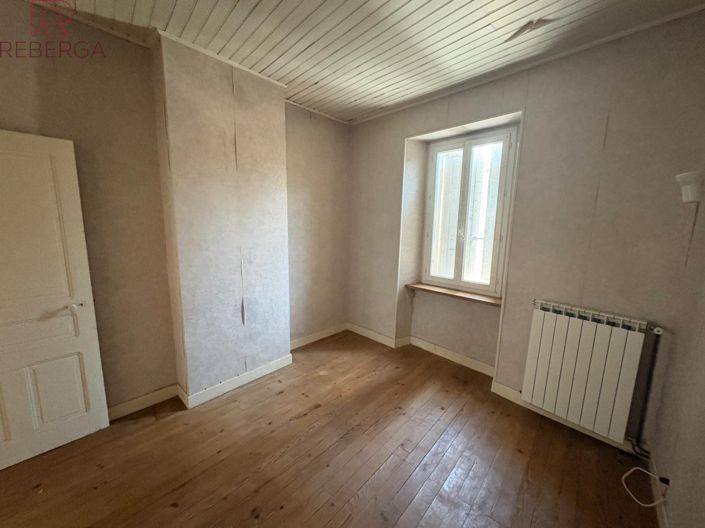 Image No.19-5 Bed House for sale