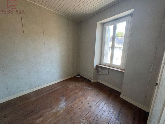 Image No.24-5 Bed House for sale