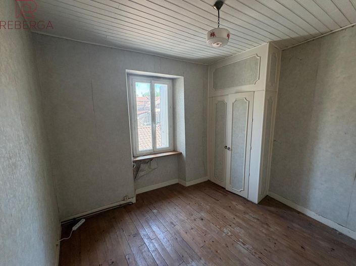 Image No.25-5 Bed House for sale