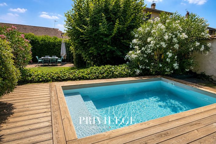 Image No.17-4 Bed House for sale