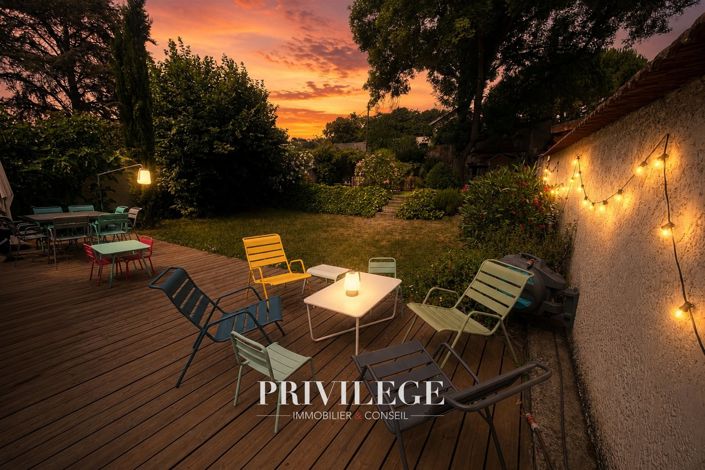 Image No.19-4 Bed House for sale