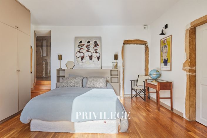 Image No.9-4 Bed House for sale