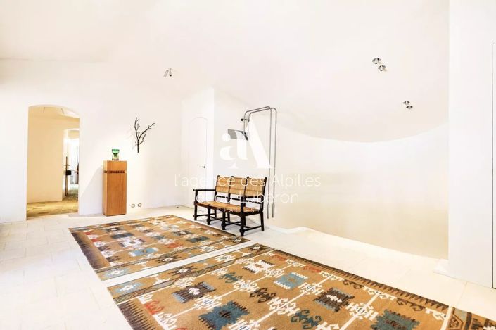 Image No.10-8 Bed House for sale