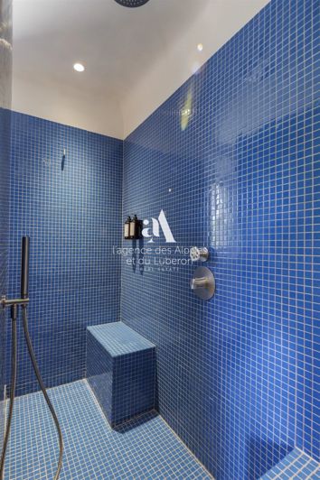 Image No.26-8 Bed House for sale