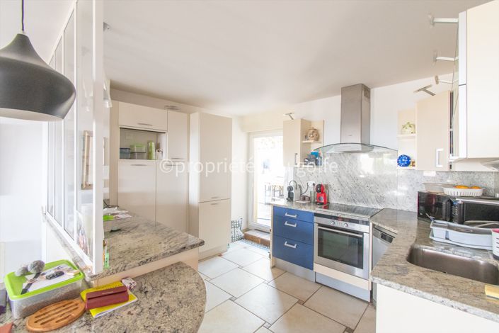 Image No.16-2 Bed Apartment for sale