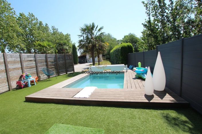 Image No.3-3 Bed House for sale