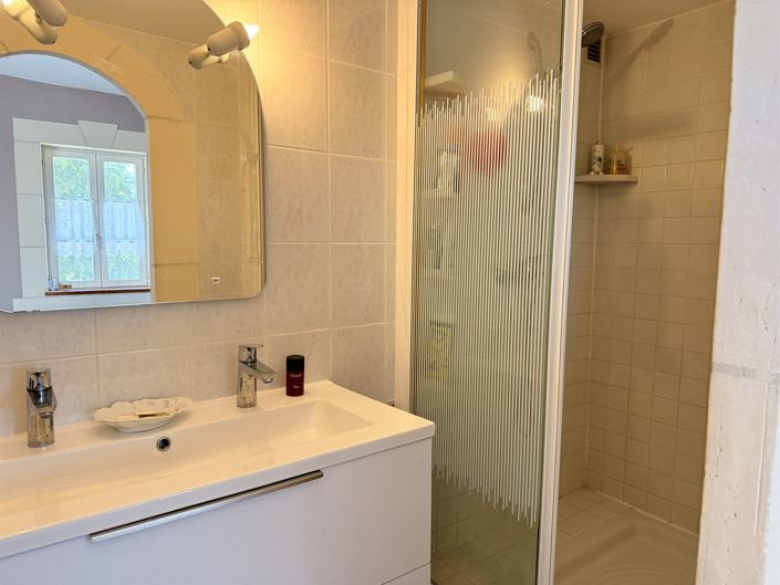 Image No.16-4 Bed House for sale