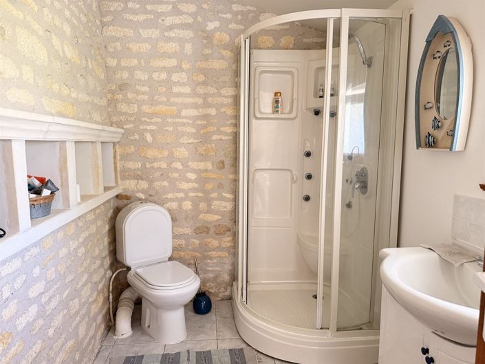 Image No.17-4 Bed House for sale