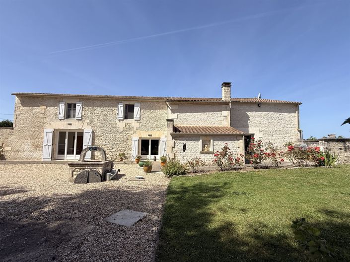 Image No.24-4 Bed House for sale