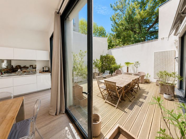 Image No.5-4 Bed Property for sale