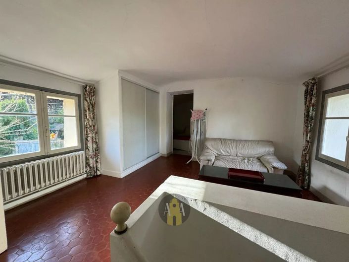 Image No.16-3 Bed House for sale