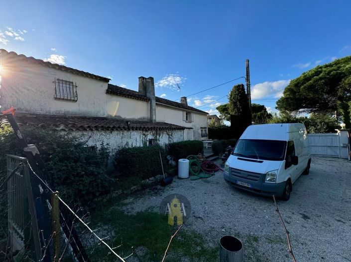 Image No.8-3 Bed House for sale