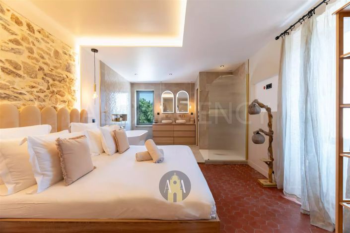 Image No.10-6 Bed House for sale