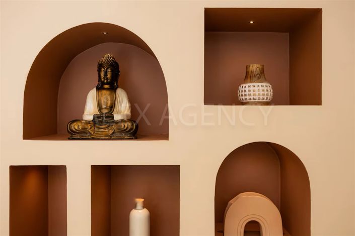 Image No.22-6 Bed House for sale