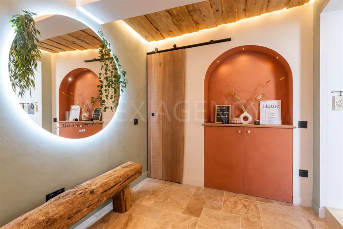 Image No.6-6 Bed House for sale