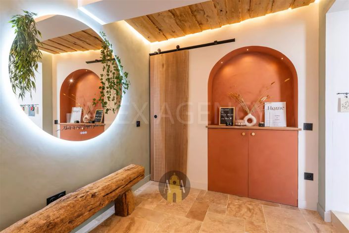 Image No.6-6 Bed House for sale