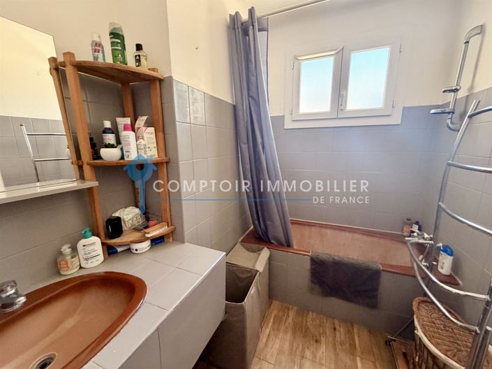 Image No.16-4 Bed House for sale